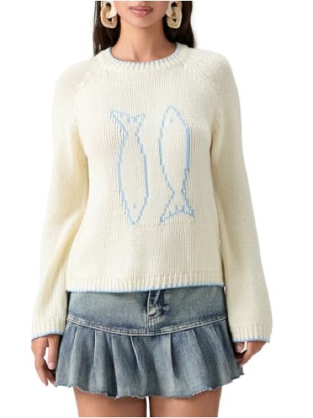 Knit sweater with fish
